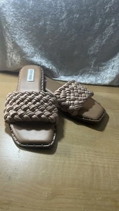 Steve Madden Women’s Brown Flat Sandal Size 9M - Picture 1 of 8