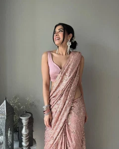 Indian Saree Pakistani Designer PartyWear Blouse Sari Wedding Traditional Ethnic - Picture 1 of 8