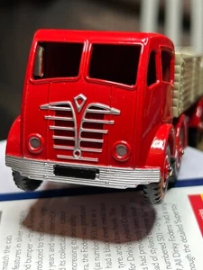 Dinky Atlas Toys #901 Foden Diesel 8-wheel wagon grey/red Mint in fine Box - Picture 1 of 2