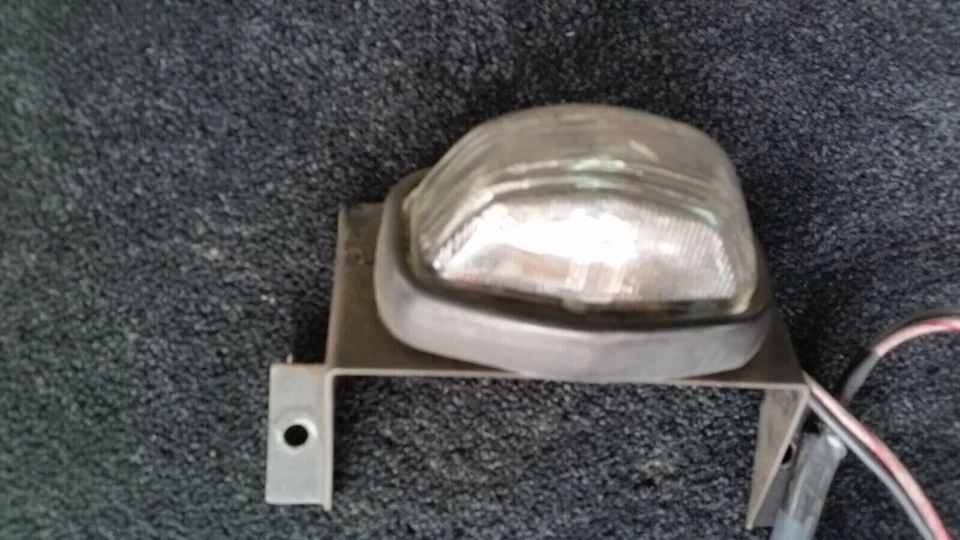 BENTLEY T ROLLS ROYCE SILVER SHADOW SPUR HOOD CAPÓ MOTOR BAHÍA LUZ Foto 1 de 1