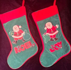 Vintage Samt Weihnachtsstrümpfe mit Applikationen - 2er Set - Bild 1 von 20
