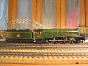 HORNBY-DUBLO 3211 BRITISH RAILWAYS 4 -6-2 A4 LOCO 60016 SILVER KING - Picture 1 of 6