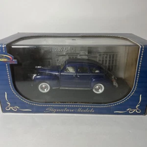 Signature Models Purple 1941 Plymouth with Plastic Display Case 1/32 Scale - Picture 1 of 5