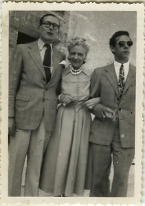 ALTES FOTO - VINTAGE SNAPSHOT - HERREN SCHÖNE MODE BRILLE ELEGANZ - FASHION - Bild 1 von 1