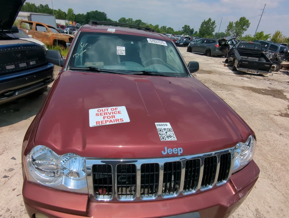 Jeep Grand Cherokee 2005-2010 capó OEM Z8S72 Foto 1 de 1