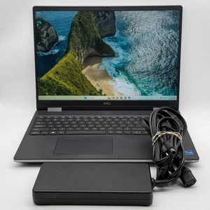 Dell Precision 7670 16" i7-12850HX 2,1 GHz 32 GB RAM 512 GB SSD GeForce RTX A4500 - Foto 1 di 10
