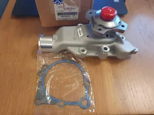 GENUINE MOPAR JEEP WRANGLER GRAND CHEROKEE 01-06 4.0L L6 WATER PUMP 68382492AA - Picture 1 of 4