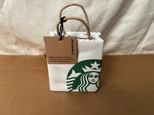 Starbucks Sirena Cerámica Bolso de Mano Portatarjetas de Regalo 2018 Adorno de Navidad-NUEVO - Imagen 1 de 9