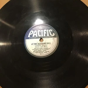 1946 HOT JAZZ Frisco Jazz Band 78 rpm PACIFIC 606 AT THE JAZZ BAND BALL V+ - Picture 1 of 4