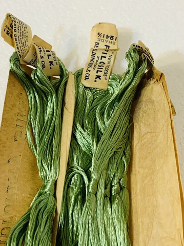 Antique Belding Bros FILO FLOSS Embroidery Floss Shade 1241 1/2 ONE SINGLE SKEIN Cover