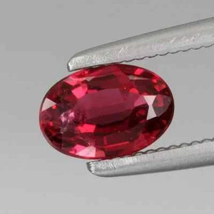 0.56 Ct 100% Natural Red Spinel Unheated Tanzania Oval Shape Loose Gemstone - Picture 1 of 2