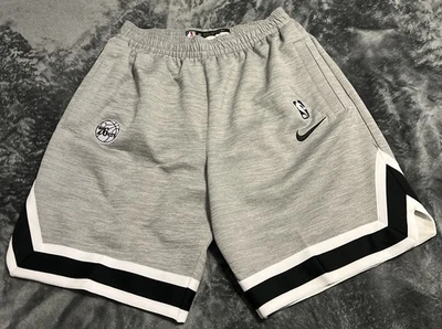 Medium Nike Mens Basketball NBA 76ers CN6220-063 Shorts - Image 1 of 4