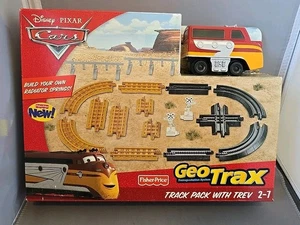 Difícil de encontrar Nuevo Fisher Price GeoTrax Disney Cars Track Pack con Trev Train Push 2008 R3125 - Imagen 1 de 3