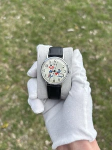 Luch Watch Ultrathin USSR Soviet Vintage Retro Wristwatch 1980's Manual Winding - Picture 1 of 20