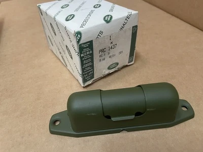 GENUINE LAND ROVER MILITARY WOLF INTERIOR MAP READING LAMP LIGHT PRC1437 - Image 1 of 4