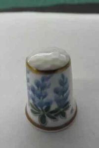 THIMBLE SOC. CHINA THIMBLE PAINTED BY N.CREED GUILDED RUSSELL FLOWERS (2922) - Bild 1 von 8