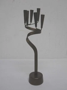 "FIRMADO YAD VASHEM JERUSALÉN RECUERDO DEL HOLOCAUSTO 6 LUCES SOPORTE PARA VELAS 9 3/4" - Imagen 1 de 5