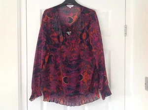 Ladies Navy, Purple, Red and Pink Paisley Top with Sequin & Beads Size 16 - Picture 1 of 8