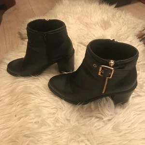 MISS KG KURT GEIGER Black Block High Ankle Boots Chelsea Size7 Buckle & Gold Zip - Picture 1 of 12