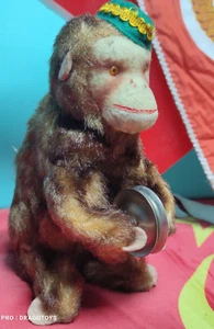 VINTAGE GERMAN MAX CARL MONKEY PLAYING CYMBALS WIND UP DOLL TOY GLASS EYES KEY - Picture 1 of 23