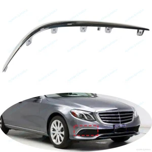 RH Front Bumper Side Molding Trim For Mercedes Benz W213 E300 E400/450 2017-2019 - Imagen 1 de 5