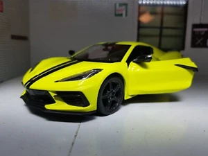 Chevrolet Corvette Stingray Z51 Yellow 2020 1:24 Scale Model Car Diecast BNIB - Picture 1 of 7
