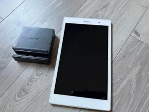Gebraucht Sony Xperia Z3 Tablet Compact SGP611 weiß Android Japan Import 8"" WLAN - Bild 1 von 3