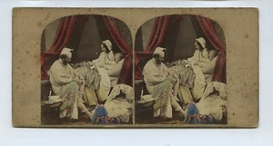Young Couple & Baby Awake At 3am- Hand Tinted Stereoview c1850s - Foto 1 di 2