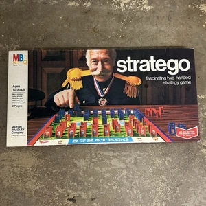 Vintage Stratego Board Game 1977 - Contents 100% Complete.  Milton Bradley. - Picture 1 of 6
