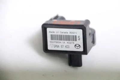 Sensor airbag delantero derecho mazda cx 7 690fb634 gp9a57kc0 10-2011 Foto 1 de 3