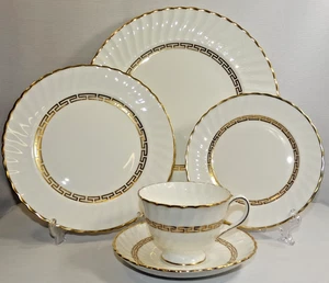 LOVELY 5 PC PLACE SETTING ROYAL ADDERLEY LIDO FINE BONE CHINA ENGLAND RIDGEWAY - Picture 1 of 10