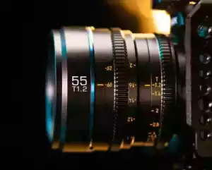 Lente de cine gran angular SIRUI Night Walker 16 mm 24 mm 35 mm 55 mm 75 mm T1.2 S35-negro - Imagen 1 de 27