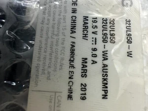 SET FÜR LG MONITOR MODELL # 32UL950 - Bild 1 von 3
