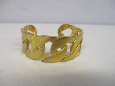 PULSEIRA DE PUNHO ESTILO LINK ABERTO ASSINADA CC SKYE HEAVY GOLDTONE - Imagem 1 de 4