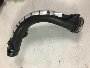 Tubo flessibile condotto depuratore aria Ford Focus Mk3 2.0 ST Ecoboost 1843150 - Foto 1 di 5