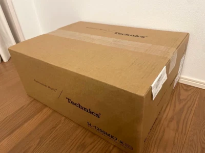 Technics SL-1200MK7 Black Direct-Drive Professional DJ Turntable genuine New JP - Image 1 of 4