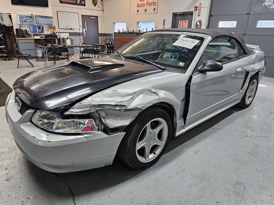 Used Front Left Door Window Regulator Front fits: 2000 Ford Mustang electric Fro - Image 1 of 4