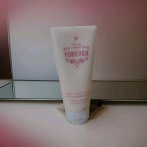 Victoria's Secret DREAM ANGELS FOREVER Angel Touch Lotion 3.4 oz Travel Size - Picture 1 of 1