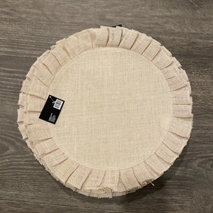 Bis zu 6 Neu mit Etikett Robert Stanley rundes Sackleinen Jute-Tischset Rüsche Fransen 15" Dach - Bild 1 von 5