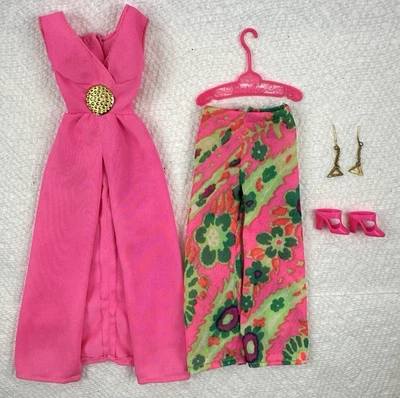 TRAJE VINTAGE DE NOCHE DE BARBIE MATE AÑOS 70 EN #3406 Foto 1 de 4