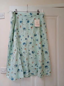 NWT Honor Millburn at EWM Size 16 Green Floral Skirt - Picture 1 of 7