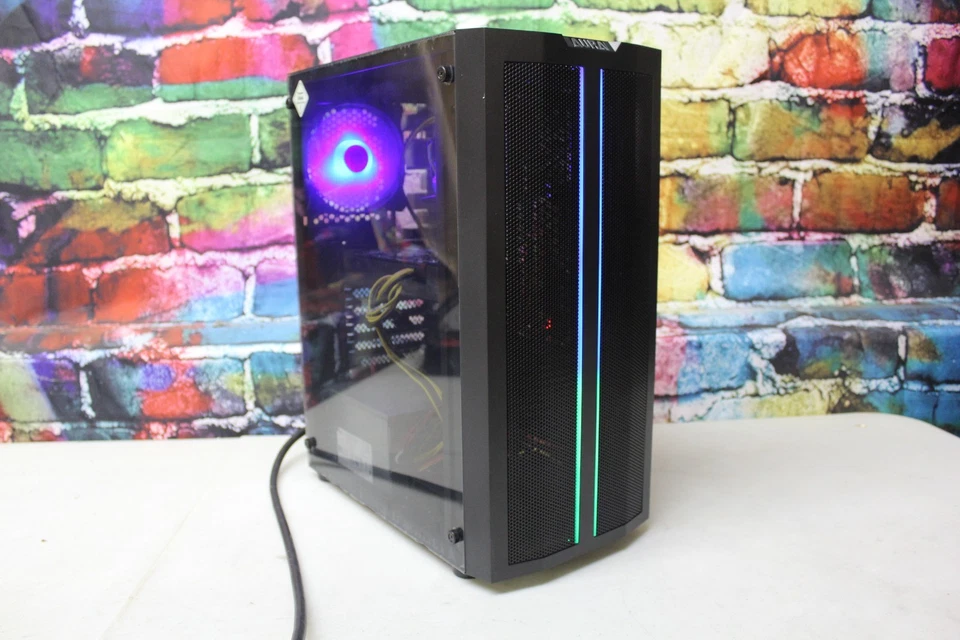 Custom RGB Gaming Desktop PC Intel i7 Quad 8 GB 500 SSD Nvidia Quadro K620 2 GB - Image 1 of 4