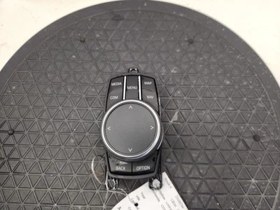 Equipo de audio consola de radio control montada para 14-20 BMW i3 760651 Foto 1 de 3