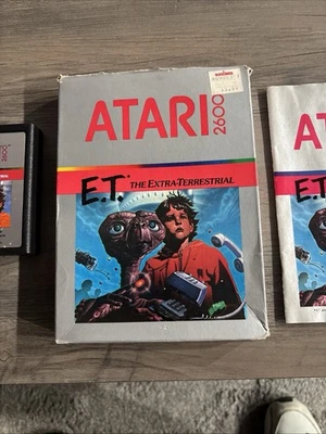 Atari 2600 - E.T. The Extra-Terrestrial - CIB - Nice Cartridge - Manual - Image 1 of 4