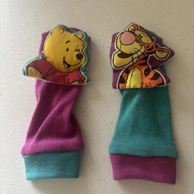 Винтажный 1996 Disney Винни-Пух Тигр ноги погремушки Baby игрушка носки бирюзовый/фиолетовый - Изображение 1 из 4