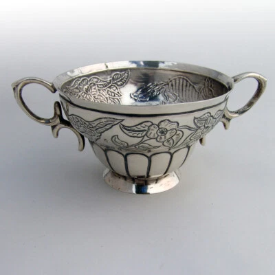 Cuenco Alfredo Ortega Dos Asas Diseños Grabados 900 Plata México Foto 1 de 4