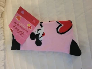 NWT Disney Mickey and Minnie Valentine Heart Socks ( 1 Pair) SO CUTE! - Picture 1 of 2
