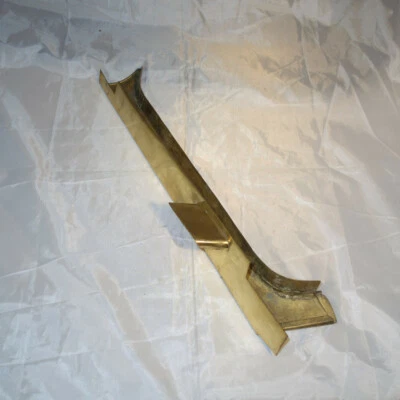 Moldura parabrisas Mercedes Benz 220 S, 220 SE Ponton Cabrio/Coupé R/L Foto 1 de 4