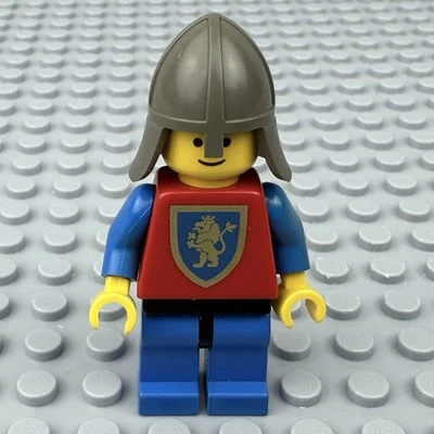 LEGO Castle Crusaders Crusader Lion Minifigure cas115 6042 6049 6039 - Image 1 of 4