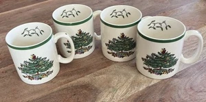 Spode Christmas Tree Holiday Becher S3324 Stechpalme 10 Unzen 4er Set - Bild 1 von 10